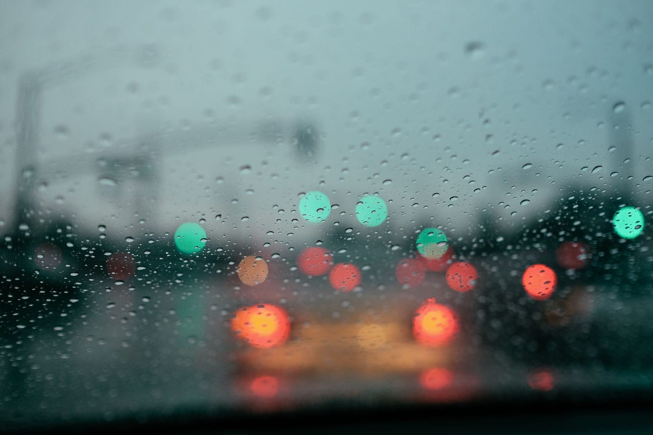 rain-on-window-in-traffic
